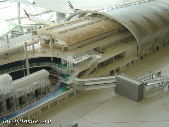 توسعة مطار دبي - صور