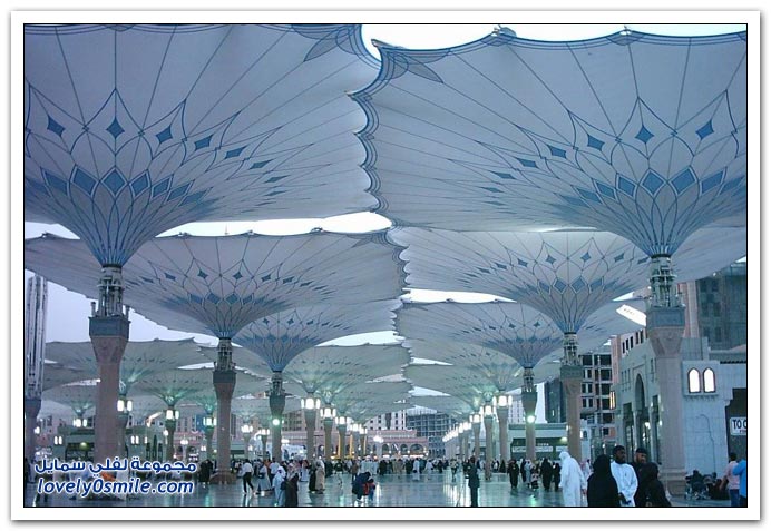 صور ساحات المسجد النبوي الشريف بعد تركيب المظلات