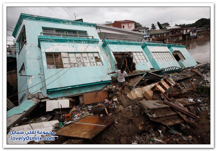 صور آثار الإعصار Ketsana في الفلبين المعروف لديهم بإسم Ondoy