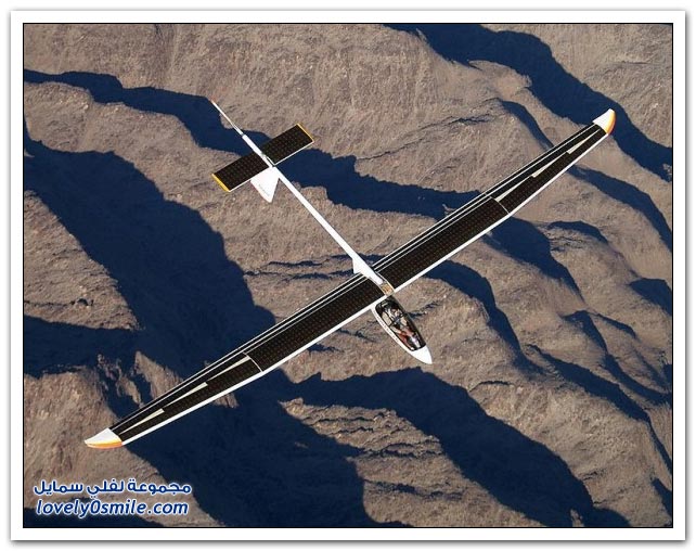 صور طائرات بالطاقة الشمسية