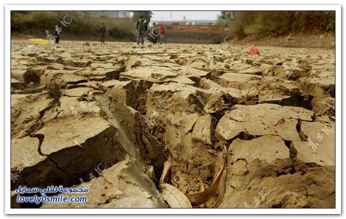 صور الجفاف في أحد أنهار الصين