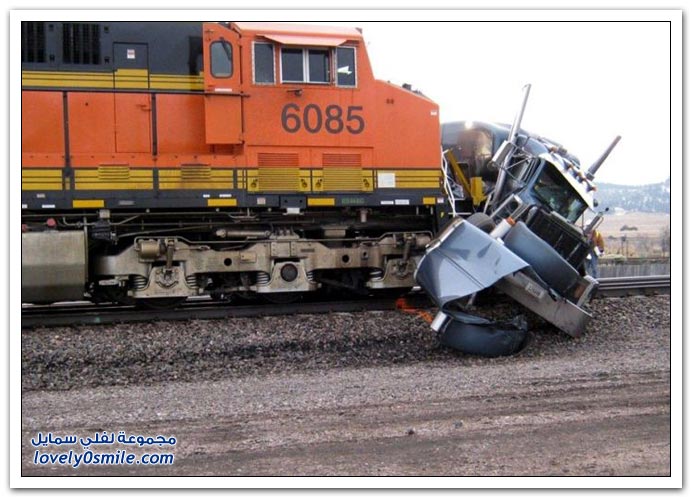 حادث قطار مع شاحنة نفط في ولاية نبراسكا