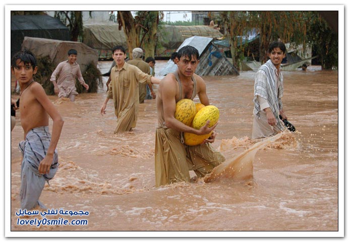 صور من فيضانات باكستان