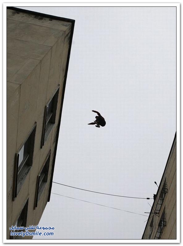 صور وفيديو: القفز بين بنايتين