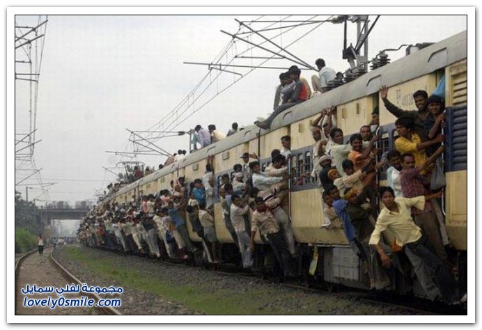 القطارات والزحام في جاكرتا