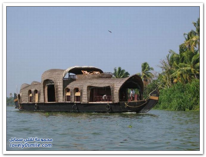 صور قوارب الرحلات النهرية في الهند