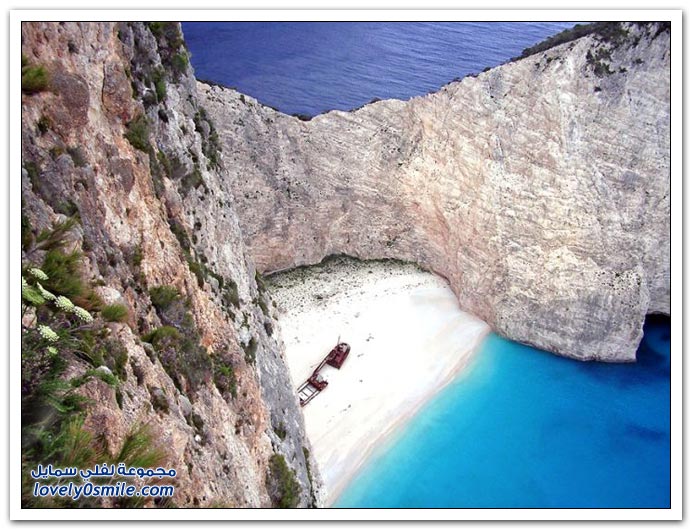 من أجمل الجزر جزيرة زاكينثوس في اليونان