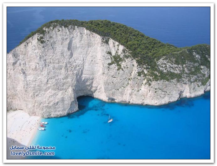 من أجمل الجزر جزيرة زاكينثوس في اليونان