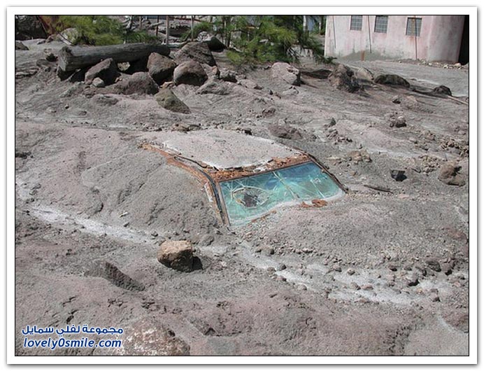 آثار بركان جزيرة مونتسيرات في البحر الكاريبي