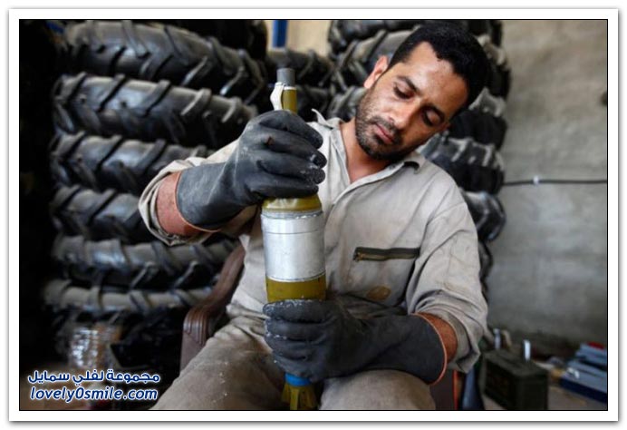 الثوار الليبيين وابتكارهم للأسلحة
