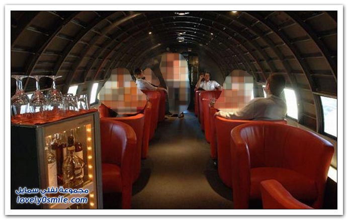 مطعم داخل طائرة سوفيتية قديمة