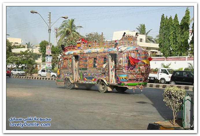 تزيين الشاحنات في باكستان
