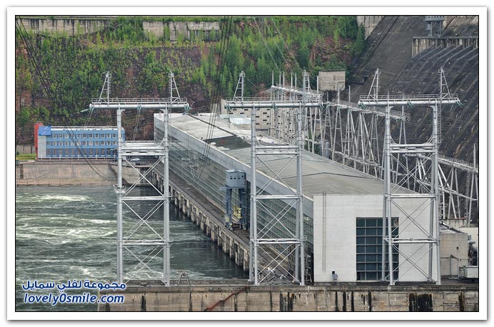 أول محطة للطاقة الكهرومائية على نهر ينيسي في روسيا
