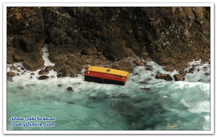 غرق سفينة نقل قرب شاطئ نيوزيلندا