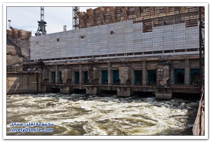 سد ومحطة توليد كهرباء في روسيا تحت الإنشاء