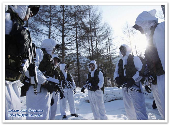 صور تدريب القوات كوريا الجنوبية تحت الثلج