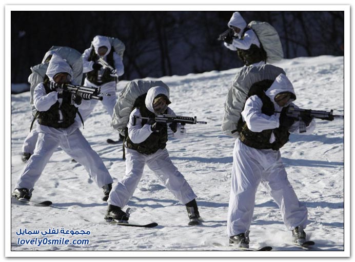 صور تدريب القوات كوريا الجنوبية تحت الثلج