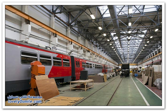 مصنع عربات القطارات والمتروا في روسيا