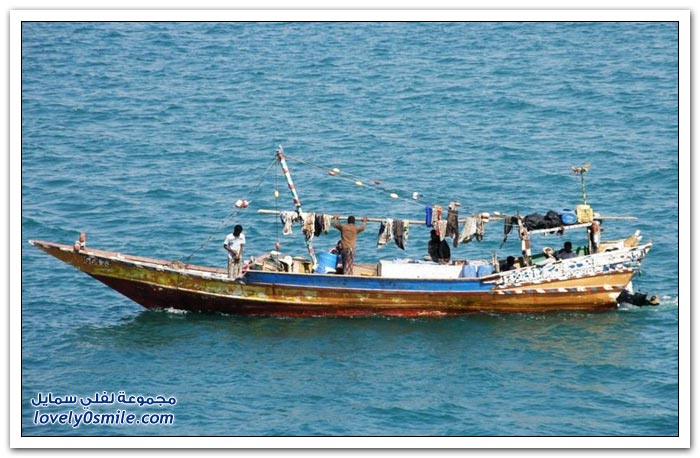 سفينة شحن روسية تقبض على قراصنة صوماليين بعد هجومهم عليها