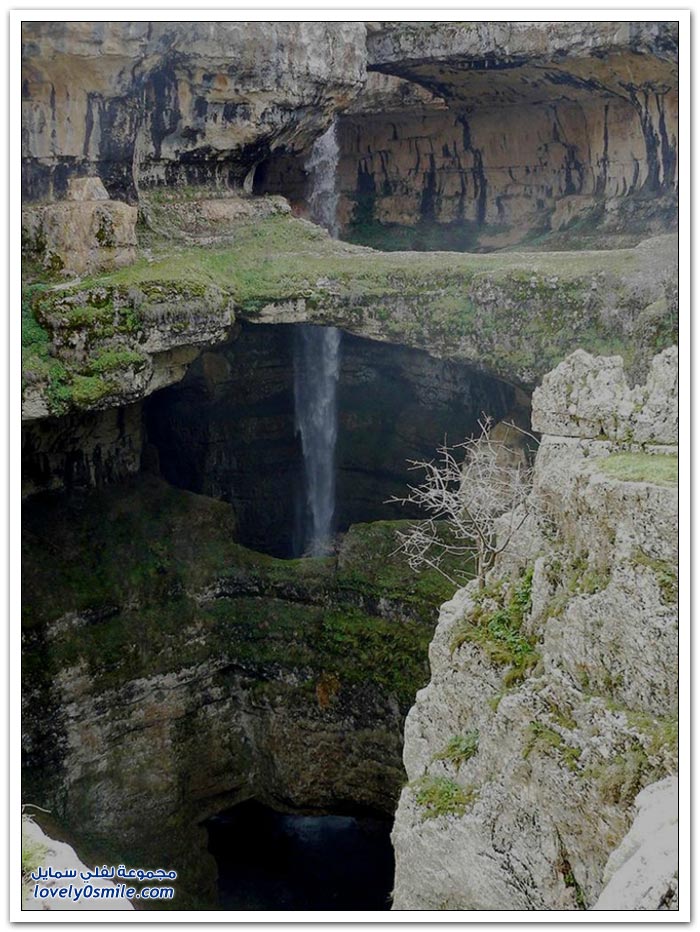 كهف من ثلاث جسور