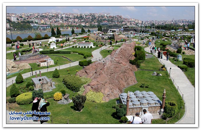 حديقة تحتوي على جميع معالم تركيا