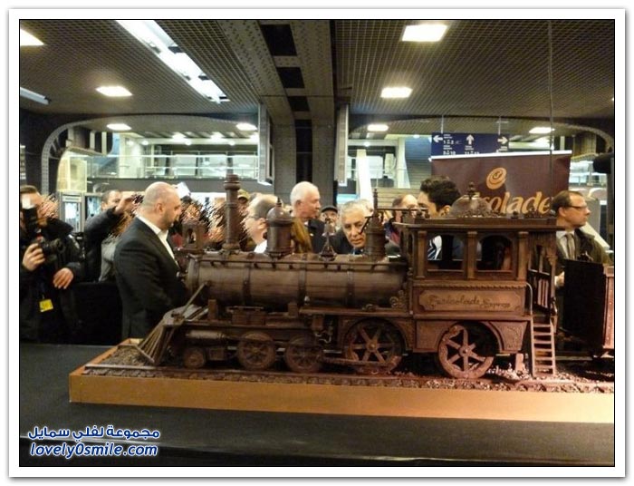 أكبر قطار من الشوكولاته في بروكسل ليدخل موسوعة غينيس