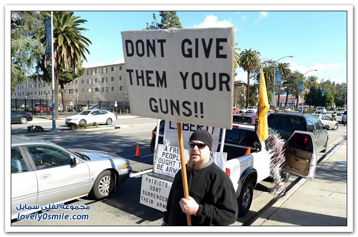 هدايا مقابل تسليم السلاح في لوس انجليس