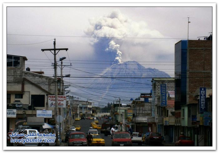 بركان تونغوراهوا في الإكوادور