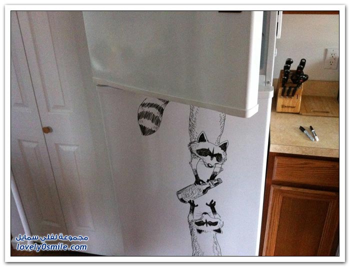 الرسم على الثلاجة