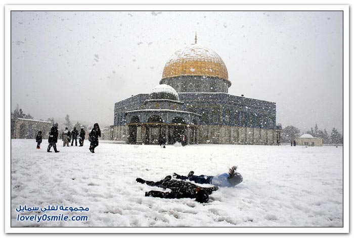 صور وفيديو: القدس تكتسي بالثلوج