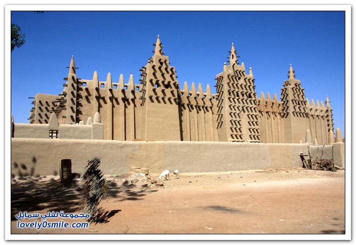 أكبر مبنى من الطوب في العالم مسجد جينيه الكبير