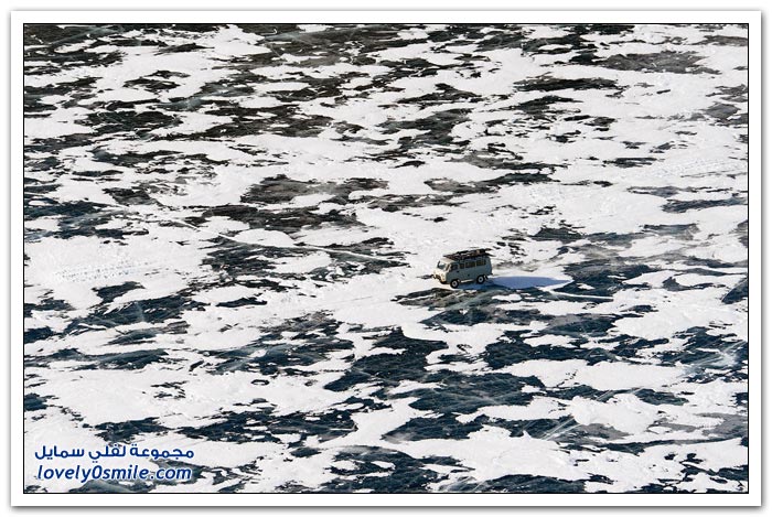 الشتاء في بحيرة بايكال أعمق بحيرة في العالم