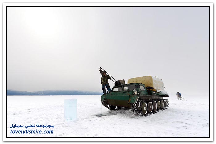 الشتاء في بحيرة بايكال أعمق بحيرة في العالم