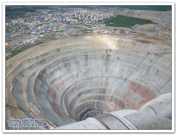 منجم الماس المهجور (مير) في روسيا