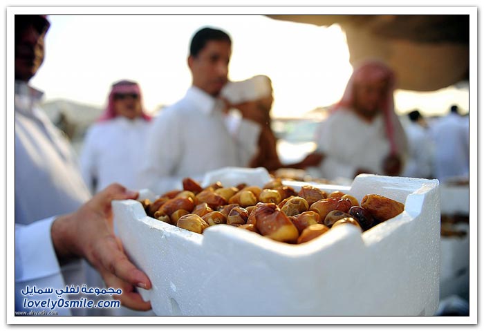 رمضان ينعش أسواق التمور