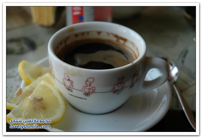 قهوة الصباح في بلدان مختلفة من العالم