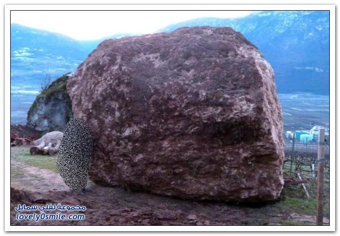 سقوط صخرة ضخمة على مزرعة في جنوب تيرول بإيطاليا