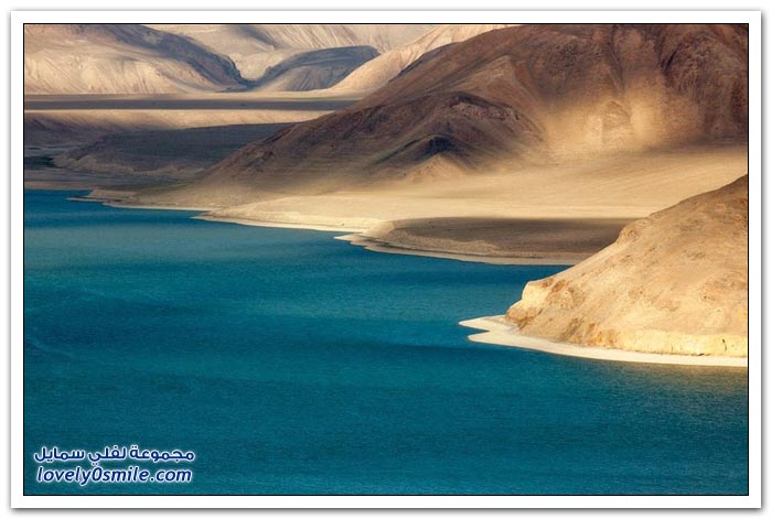 بحيرة كاراكول في طاجيكستان