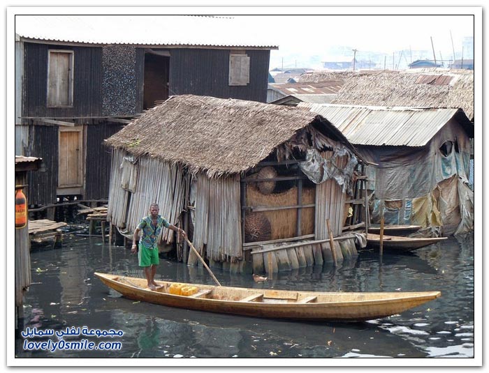 ماكوكو والأحياء الفقيرة العائمة في نيجيريا