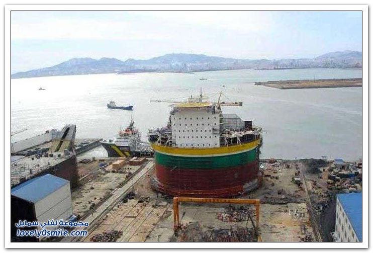 بناء منصة نفطية