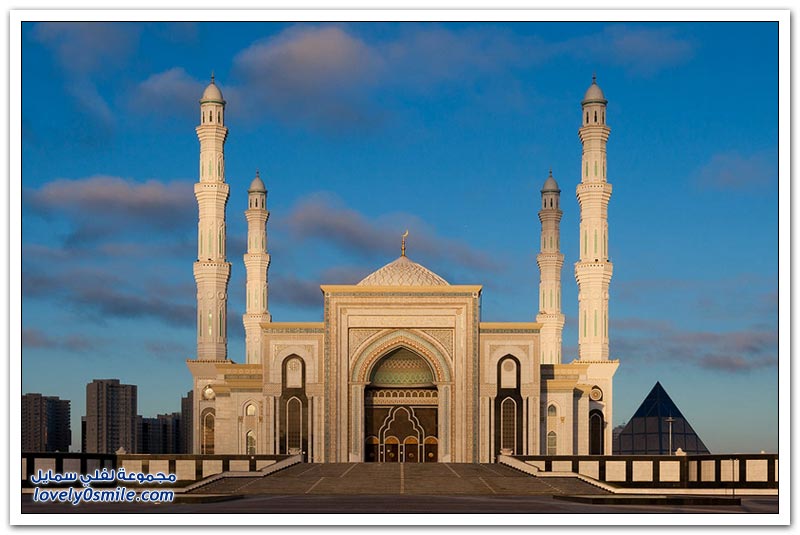 أكبر مسجد في آسيا الوسطى