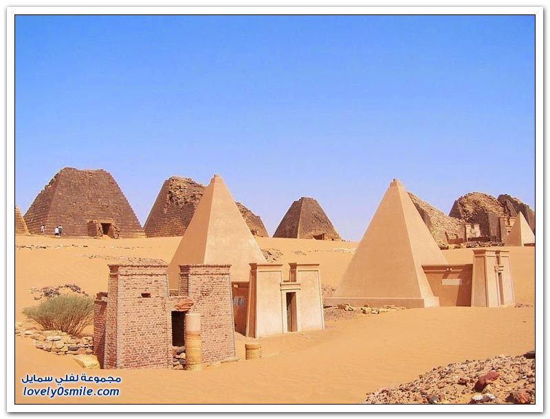 صور الأهرامات في مناطق مختلفة من العالم