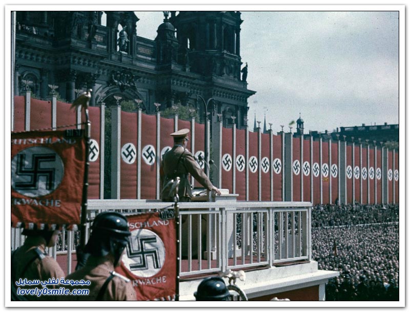 الحياة في ألمانيا أيام هتلر بالألوان