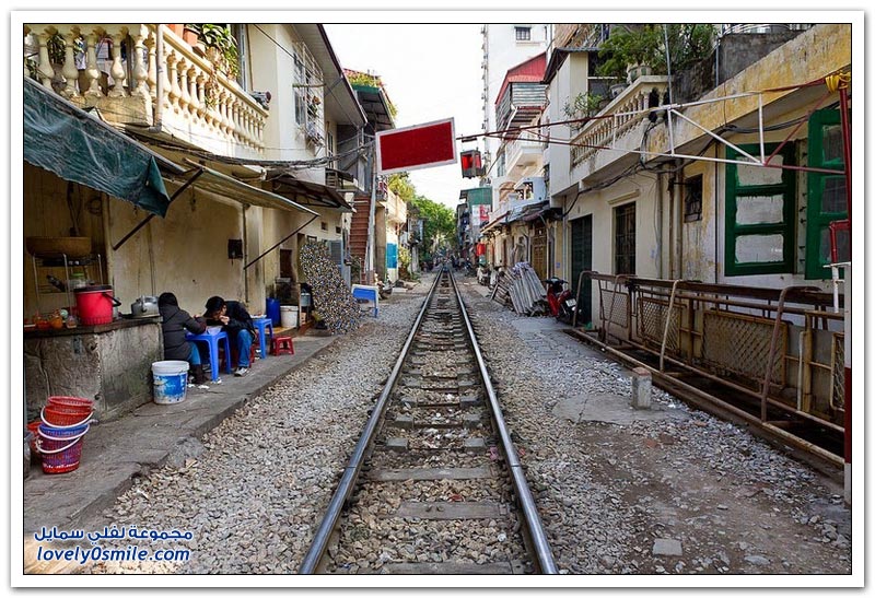 قطارات الفناء الخلفي في هانوي