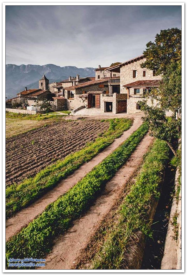 ترميم منزل في قرية ريفية في إسبانيا