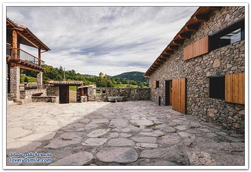 ترميم منزل في قرية ريفية في إسبانيا