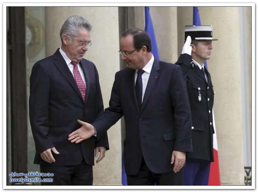صورة للرئيس الفرنسي وحظه السيء في مصافحة الرؤساء