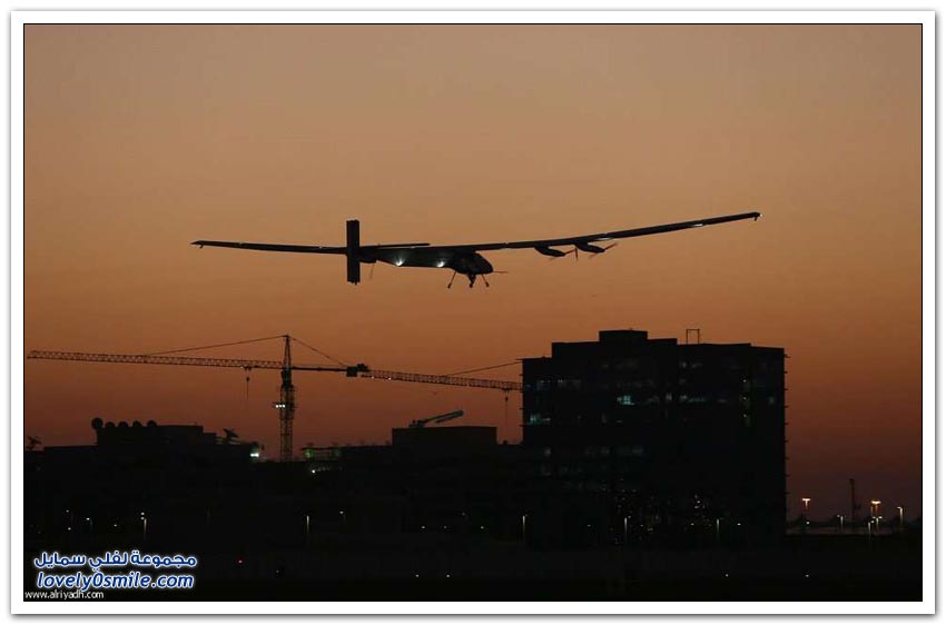أول طائرة شمسية في سماء أبو ظبي