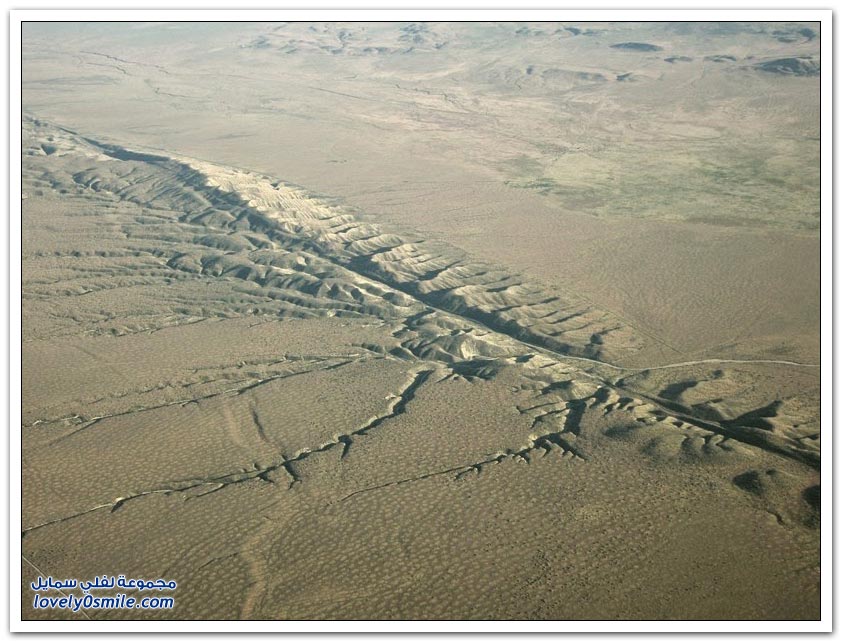 صدع سان أندرياس في كاليفورنيا