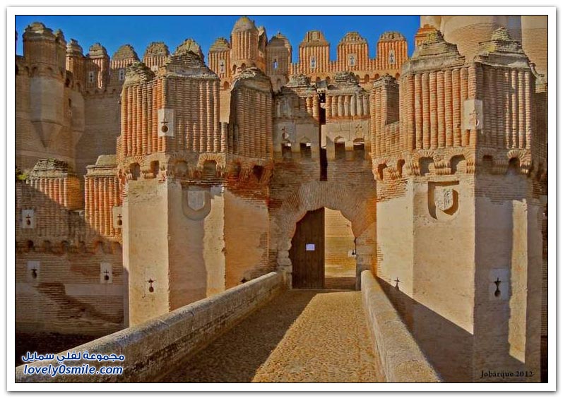من أجمل القلاع والقصور حول العالم
